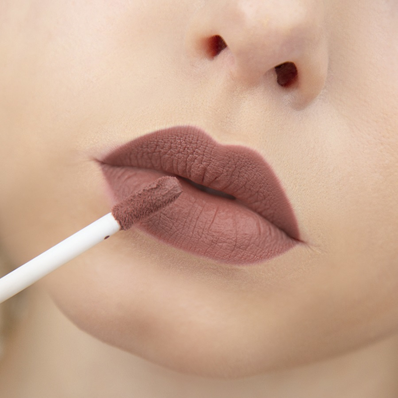 LUX visage Блеск д/губ PIN-UP Ultra Matt тон 09 ICED COFFEE